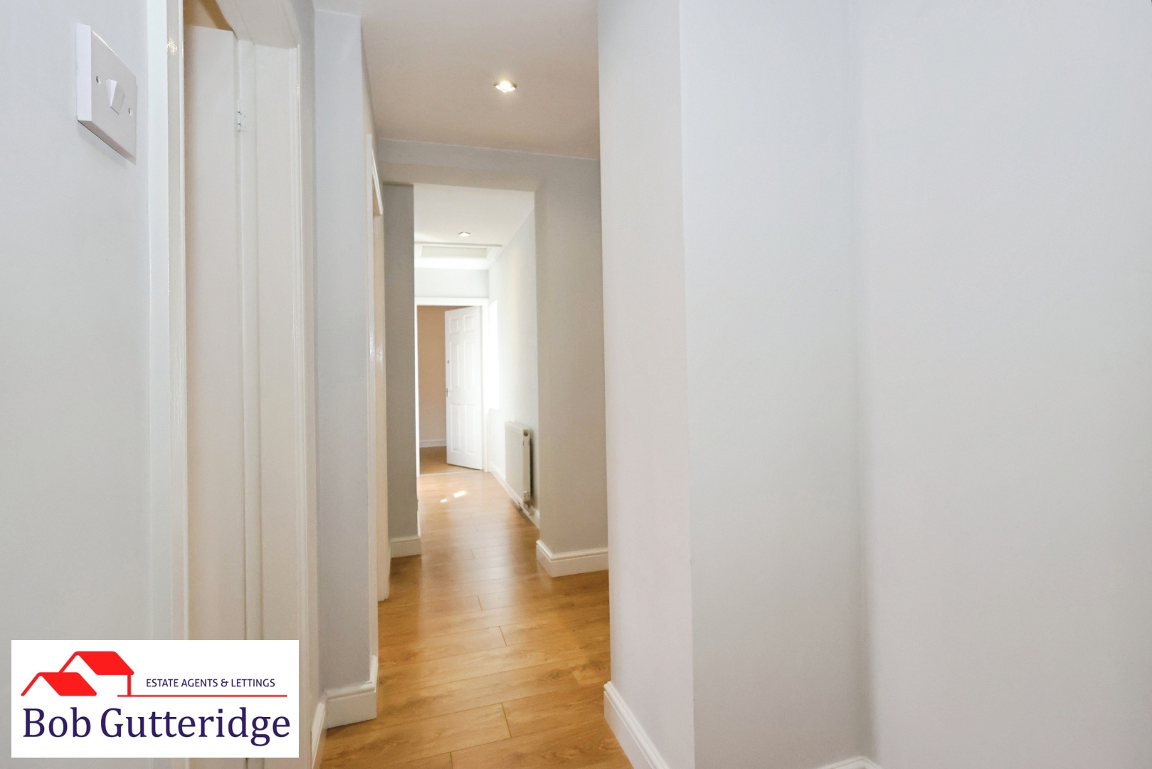FIRST FLOOR LANDING
